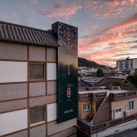 HotelArrive Jeonju Sihwayeonpung Bagian luar foto