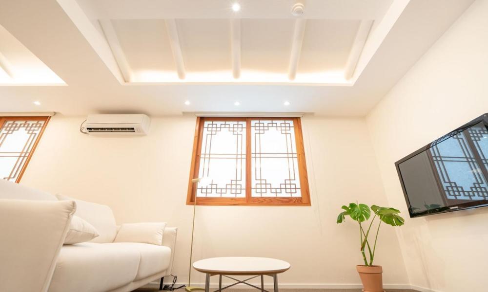 HotelArrive Jeonju Sihwayeonpung Bagian luar foto